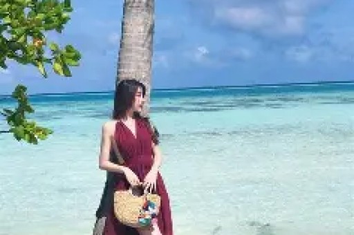 陈律痞幼“接吻疑云”：是真情流露还是流量剧本？