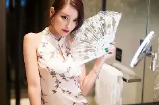 劈腿老男人只是冰山一角！黄一鸣闺蜜爆料她吸D贩D骗王思聪