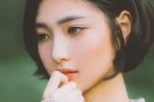婚前车内激吻出轨玩过 14 位男星47 岁玉女至今未婚无人敢娶
