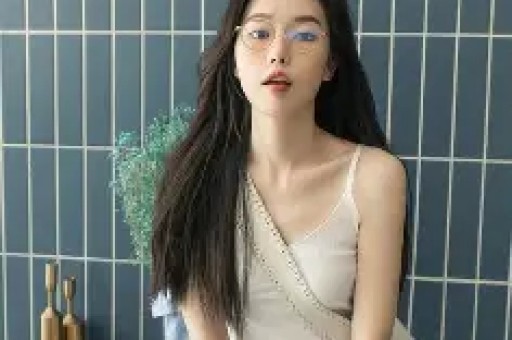 娱乐圈再出大瓜？继关晓彤被爆料后王晶再曝潜规则舒淇受到牵连