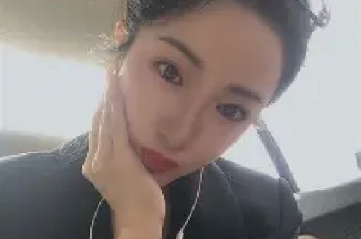 圆桌“追星”与“塌房应对”都是人格独立的里程碑