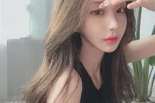 不知羞耻！女教师多次旷工出轨露骨聊天记录被扔学校千人群