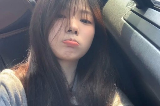 60岁的独狼罗马里奥父女恋玩完收场竟然出轨小女友闺蜜被甩-第1张图片-