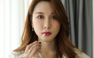 韩国女星金智英自曝前任10个月出轨8次如今与CEO老公甜蜜生活