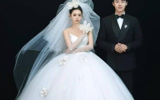 摄影师实锤！网红情侣多次拍摄婚纱照感情史混乱引争议